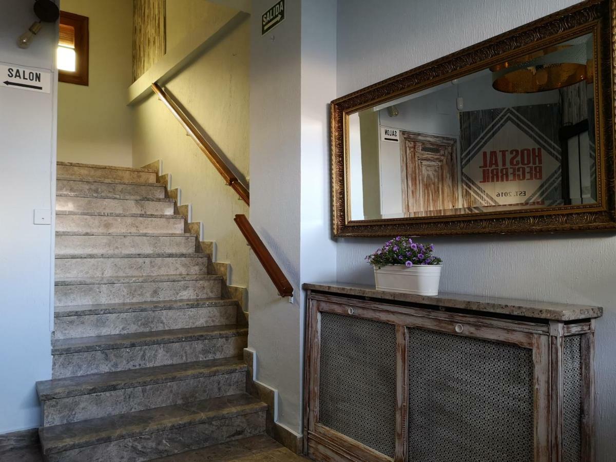 Hostal Becerril Becerril de la Sierra Eksteriør billede